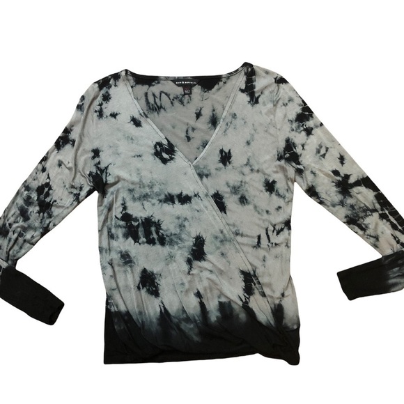 Tie Dye Cross-front Top by Rock & Republic - Picture 3 of 11